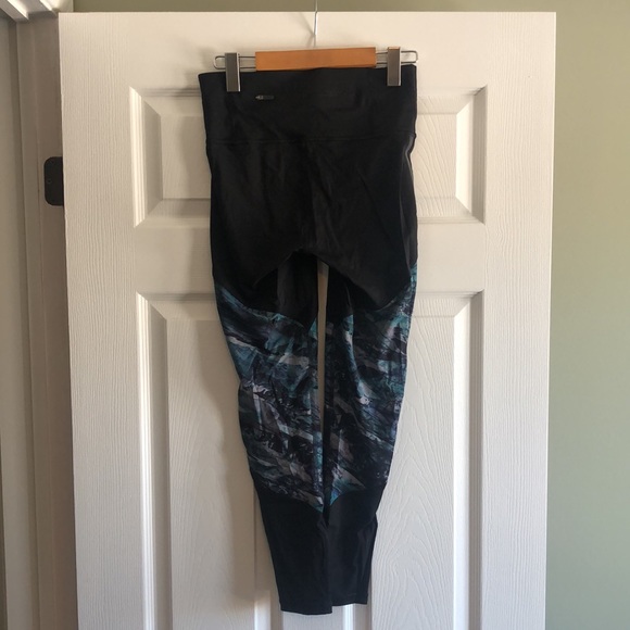 Lululemon Run to Reset Tight 25" - Picture 3 of 5